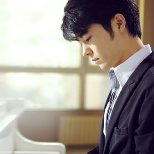 女厕偷拍撒尿全过程免费观看
